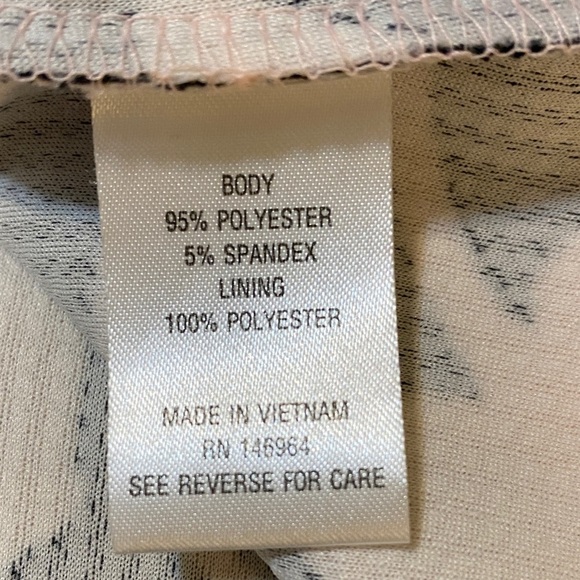 Signature by Robbie Bee Pastel Pink and Black Floral Dress Medium - Picture 5 of 8